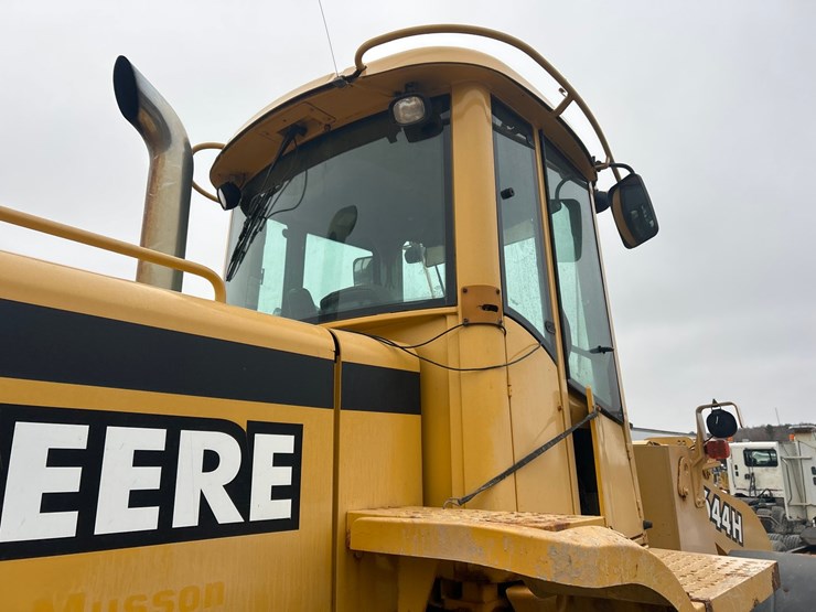 deere-644h-image-66