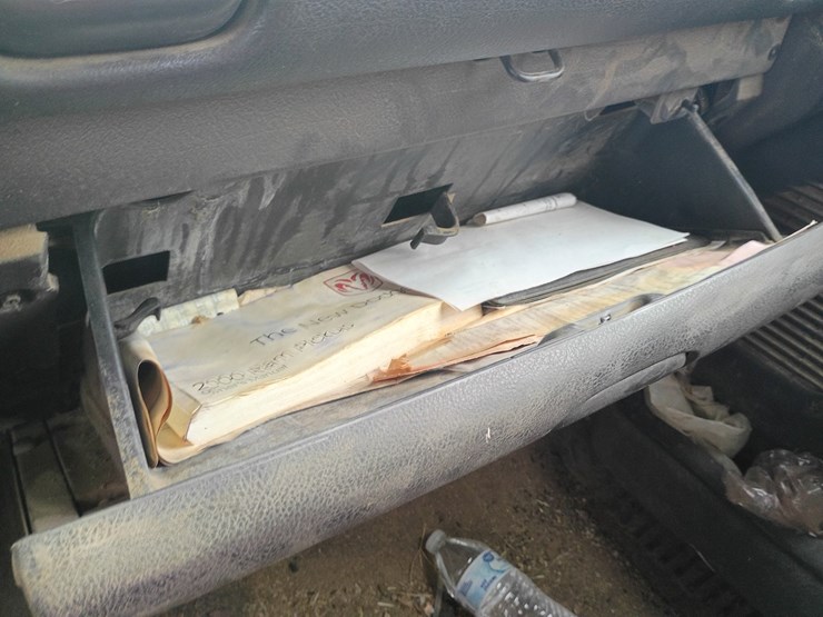 2000-dodge-ram-3500-image-42