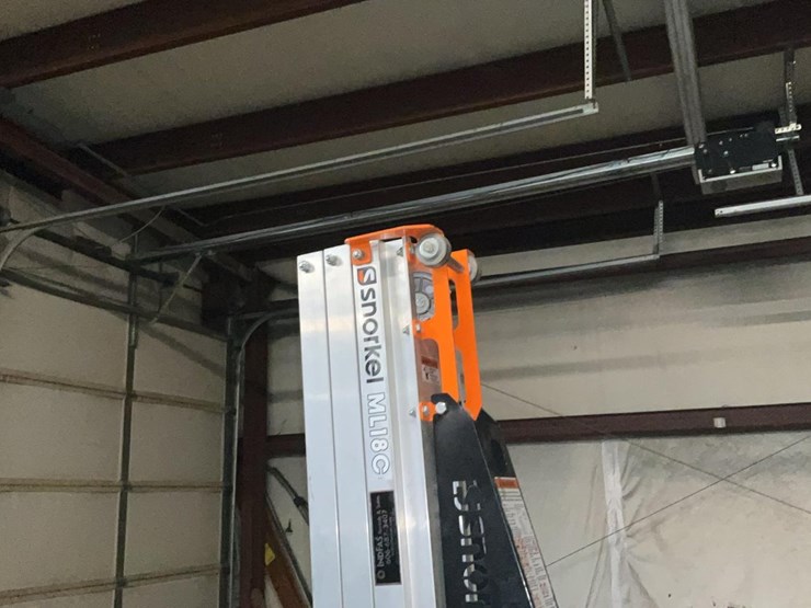 #315-•-2019-snorkel-18'-material-lift-image-14