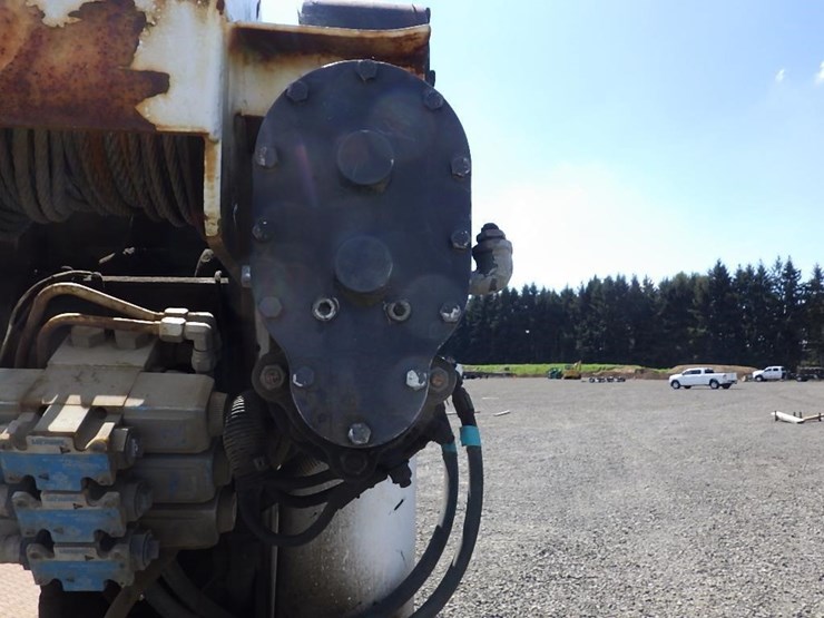 1996-gmc-3500-image-13