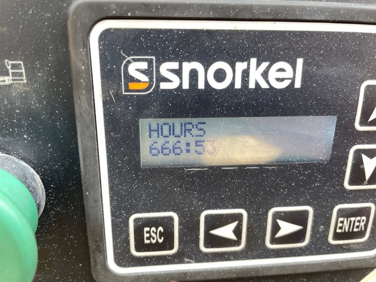 #7513-•-(m-4)-2018-snorkel-tl49j-towable-boom-lift-image-43