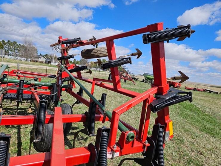 #514-•-brillion-18'-field-cultivator-image-15