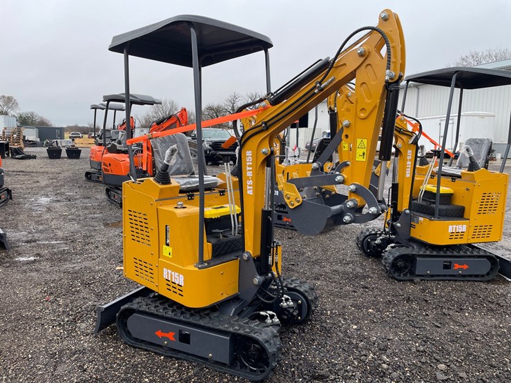 #3249-•-2026-ats-rt15r-mini-excavator-image-1