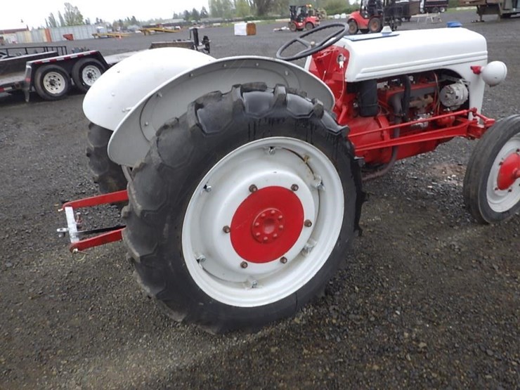 ford-tractor-image-5