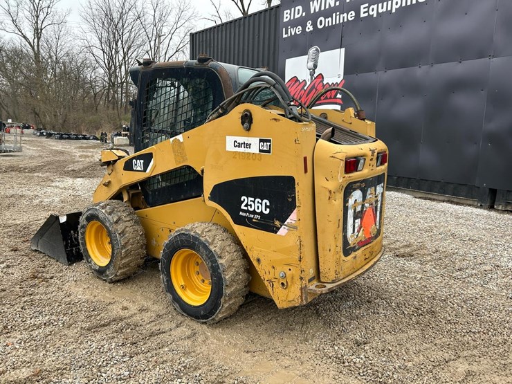 caterpillar-256c-image-2