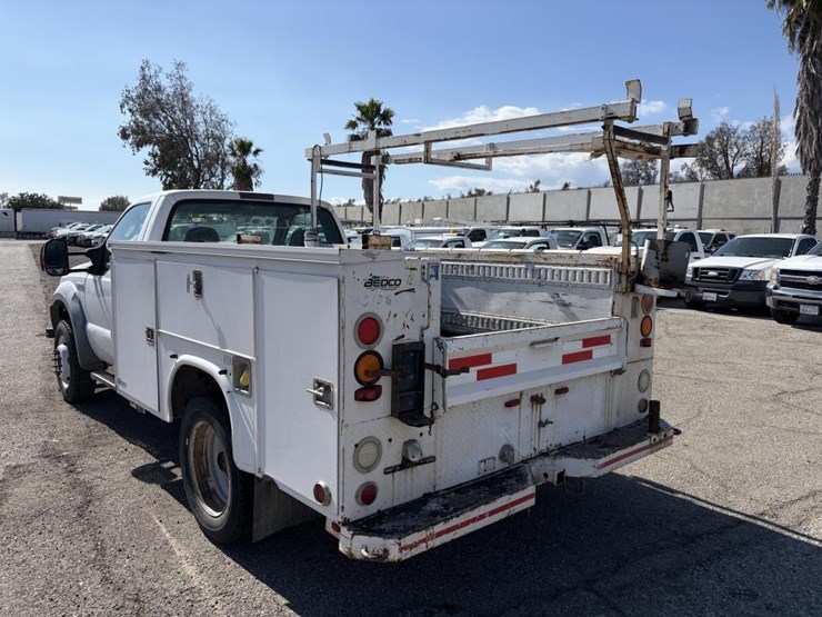 2006-ford-f450-image-4