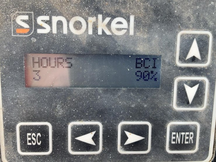 #311-•-snorkel-38'-articulating-lift-image-16