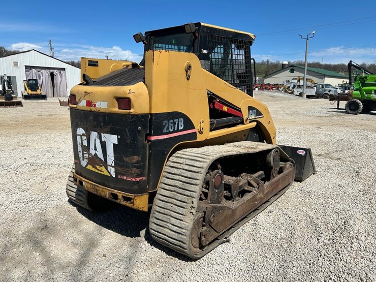caterpillar-267b-image-4