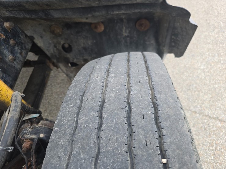 2003-mack-rd688s-image-67