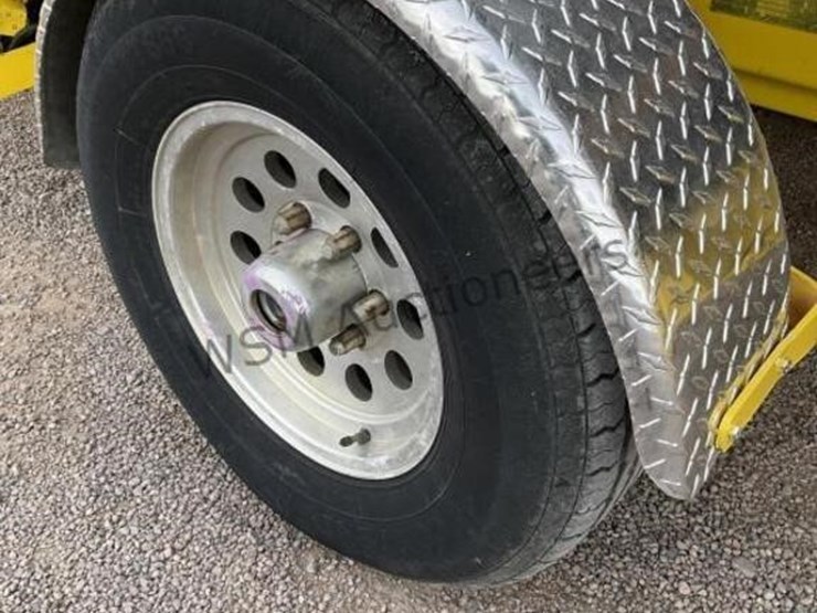 2006-bil-jax-5533a-image-13