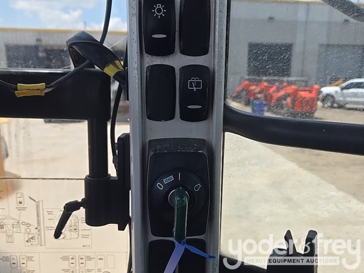 2021-volvo-l90h-image-136