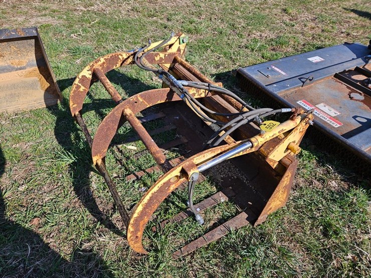 #552-•-55"-tine-grapple-bucket-image-13