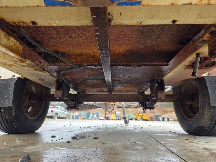 1994-massey-ferguson-8-image-35