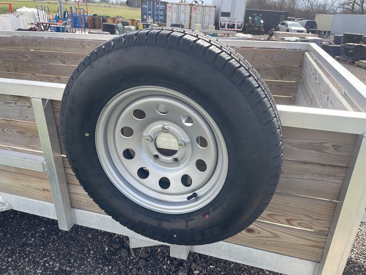 #2850-•-single-axle-aluminum-trailer-(no-title)-image-17