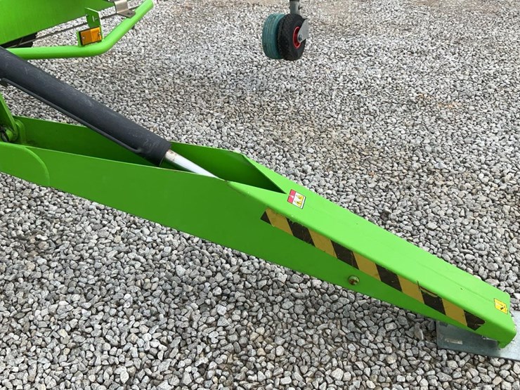 #322-•-2023-nifty-lift-50'-towable-boom-lift-image-23