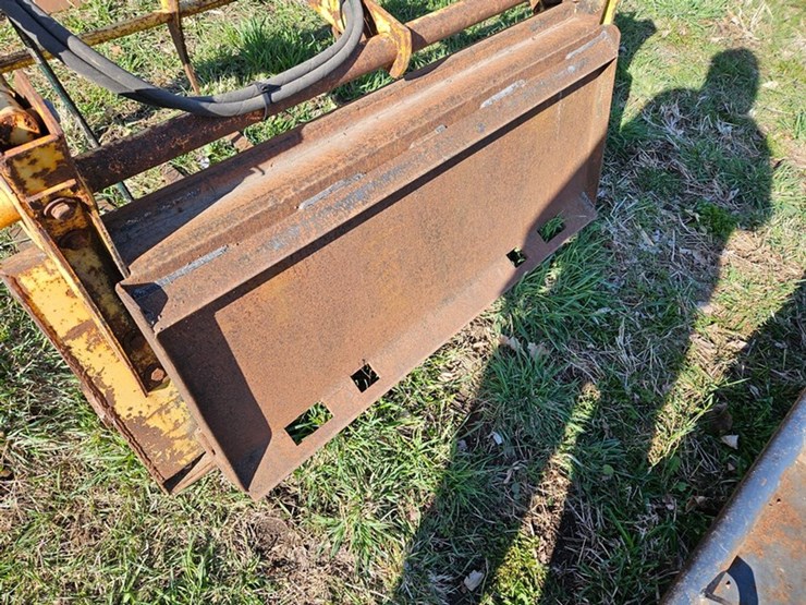 #552-•-55"-tine-grapple-bucket-image-14