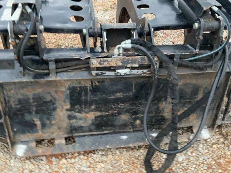 #170-•-2017-quick-attach-brush-grapple-image-5