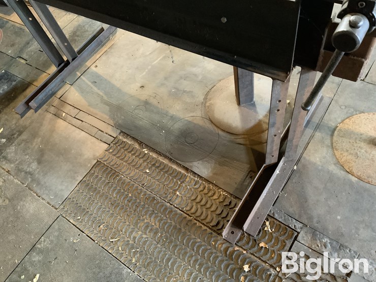 heavy-duty-fabrication-working-platforms-&-roller-image-12