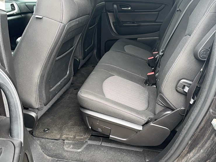 2017-chevrolet-traverse-image-4