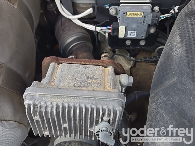 2017-jcb-510-56-image-44