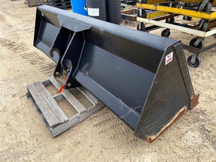 #7536-•-jlg-telehandler-bucket-image-4