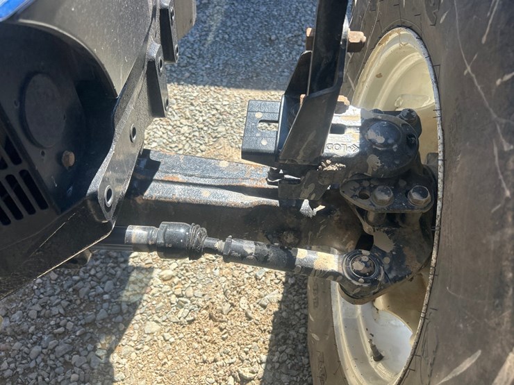 new-holland-t5070-image-15