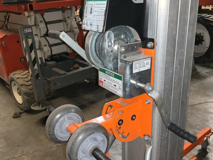 #315-•-2019-snorkel-18'-material-lift-image-8