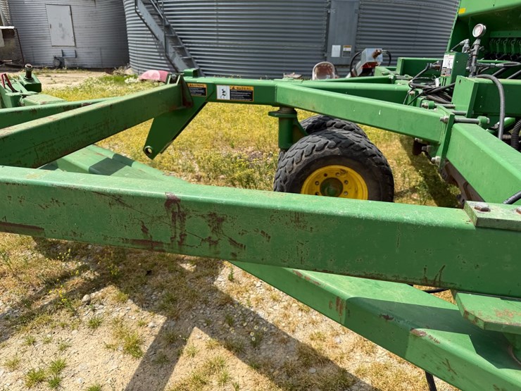 john-deere-1590-image-70