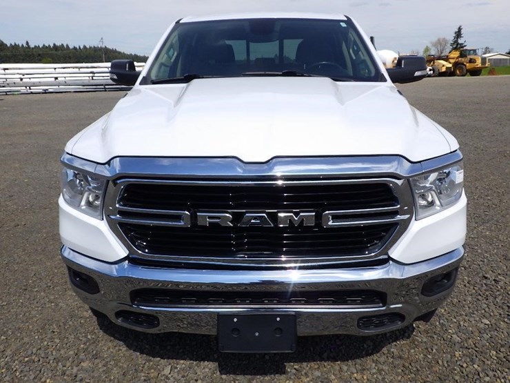 2019-dodge-1500-image-2