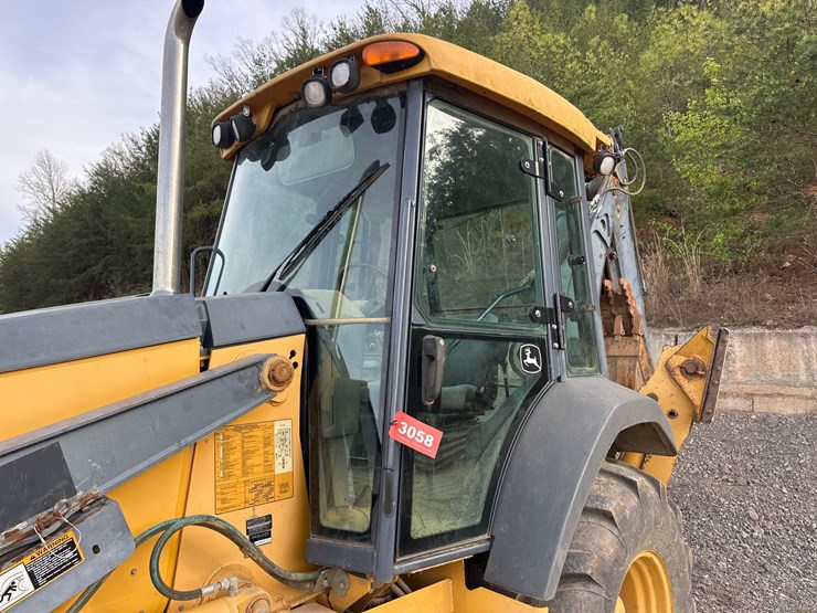 2011-deere-310sj-image-20