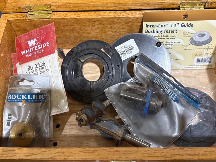 #709-•-box-of-various-router-bits-image-4