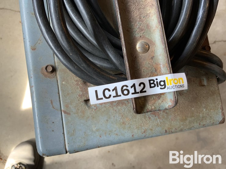 battery-charger-image-11