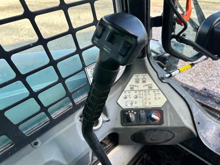 bobcat-s450-image-23