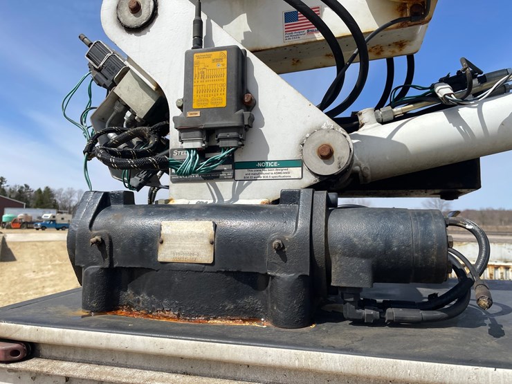 2011-ford-f550-image-88