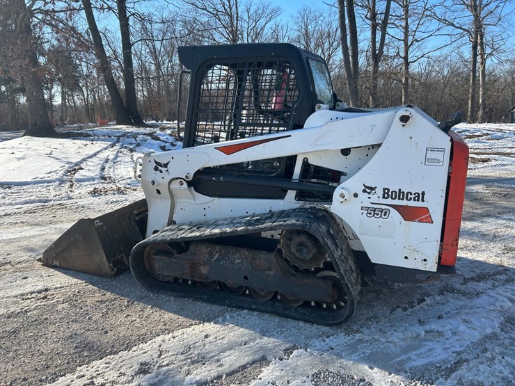 2017-bobcat-t550-image-5