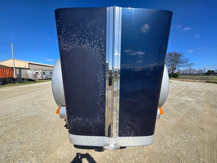 2005-peterbilt-379-image-44