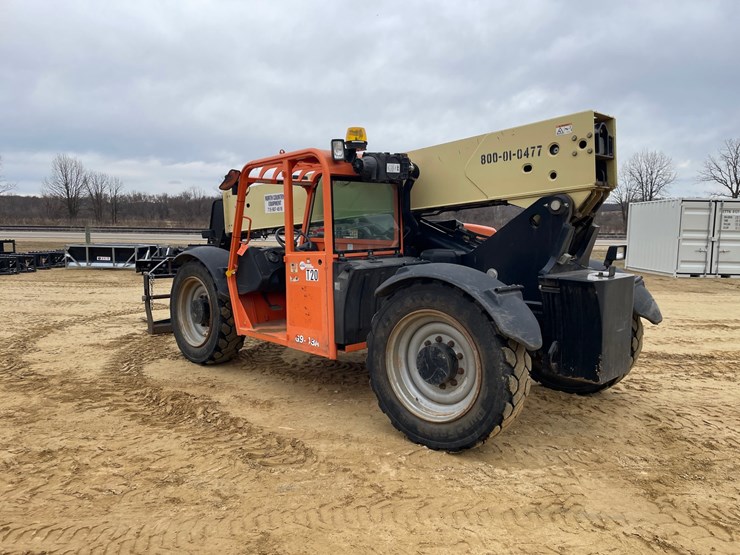 2014-jlg-g9-43a-image-7