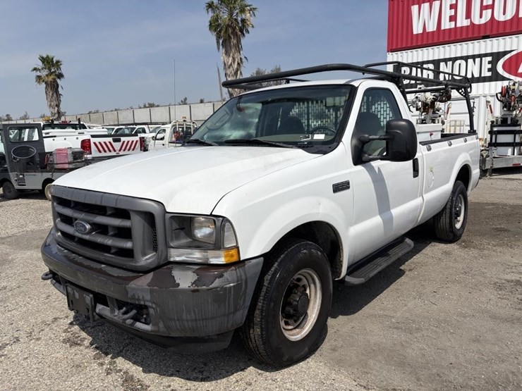 2004-ford-f250-image-1