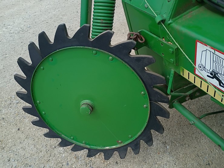 2000-john-deere-556-image-18