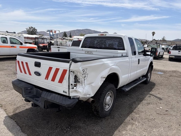 2011-ford-f250-image-3