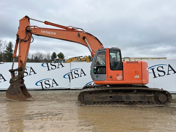 2021-hitachi-zx225-image-2