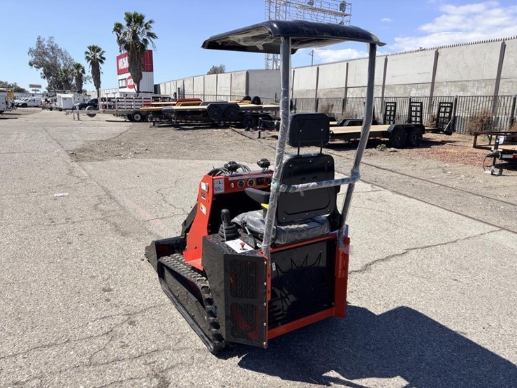 2026-sdlanch-ssl580-skid-steer-loader-image-4