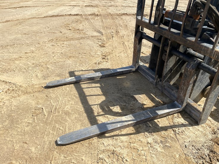 2014-jlg-g5-18a-image-27