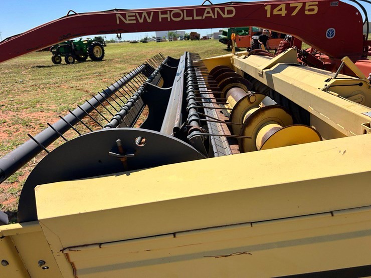 new-holland-1475-image-12