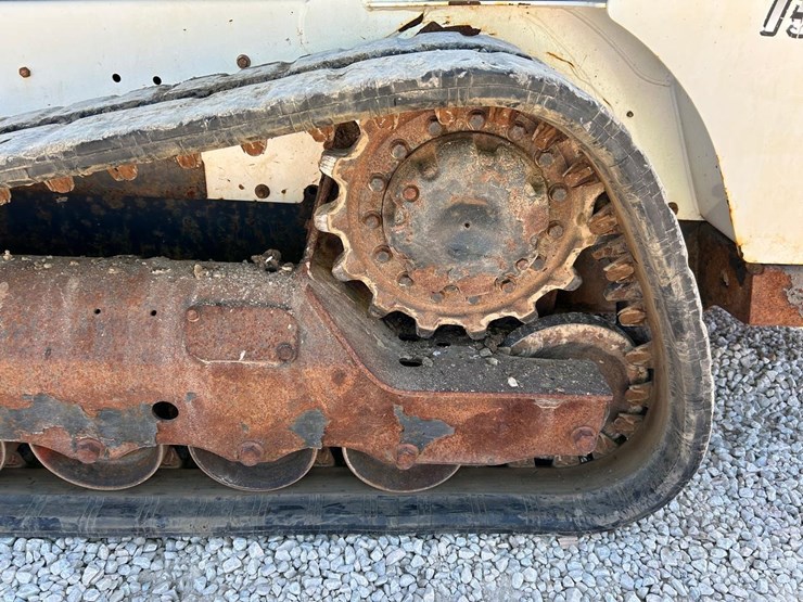 2017-bobcat-t550-image-19