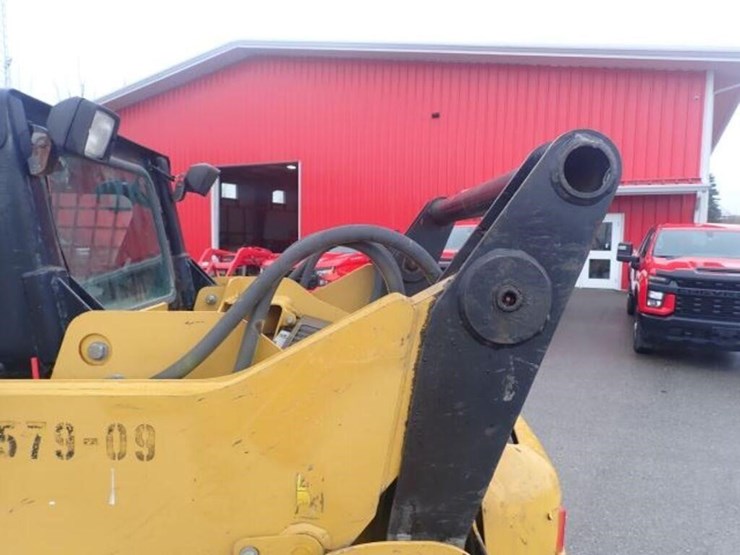 2010-caterpillar-232b-image-40