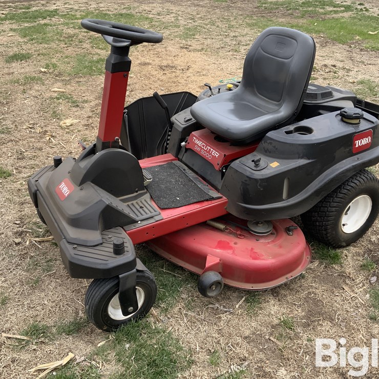 Toro 74790 Riding Lawn Mower