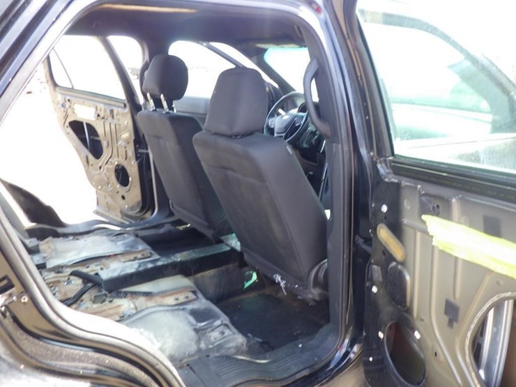 2017-ford-explorer-image-8