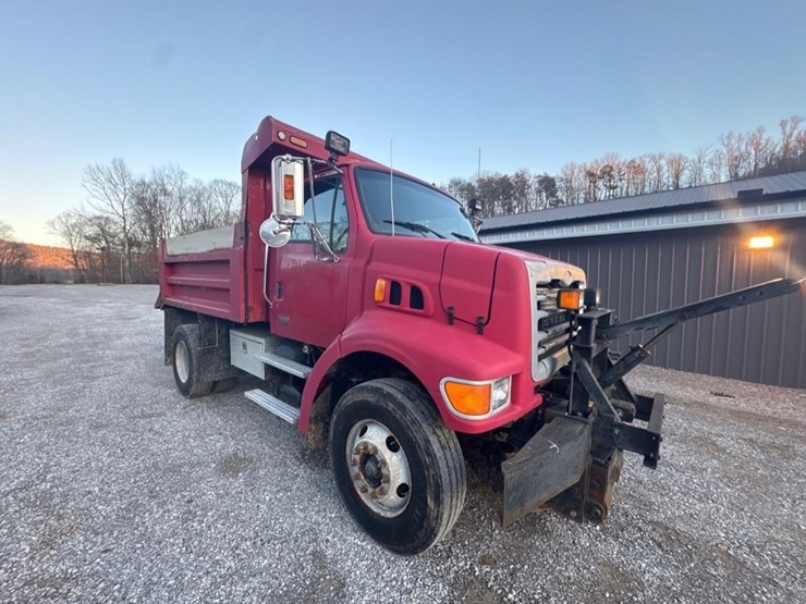 2005-sterling-l7500-image-3
