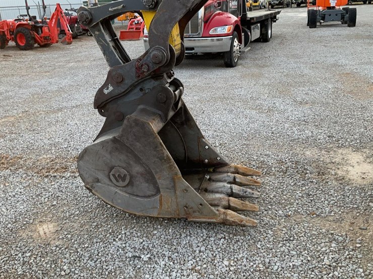 2019-wacker-neuson-et145-image-31